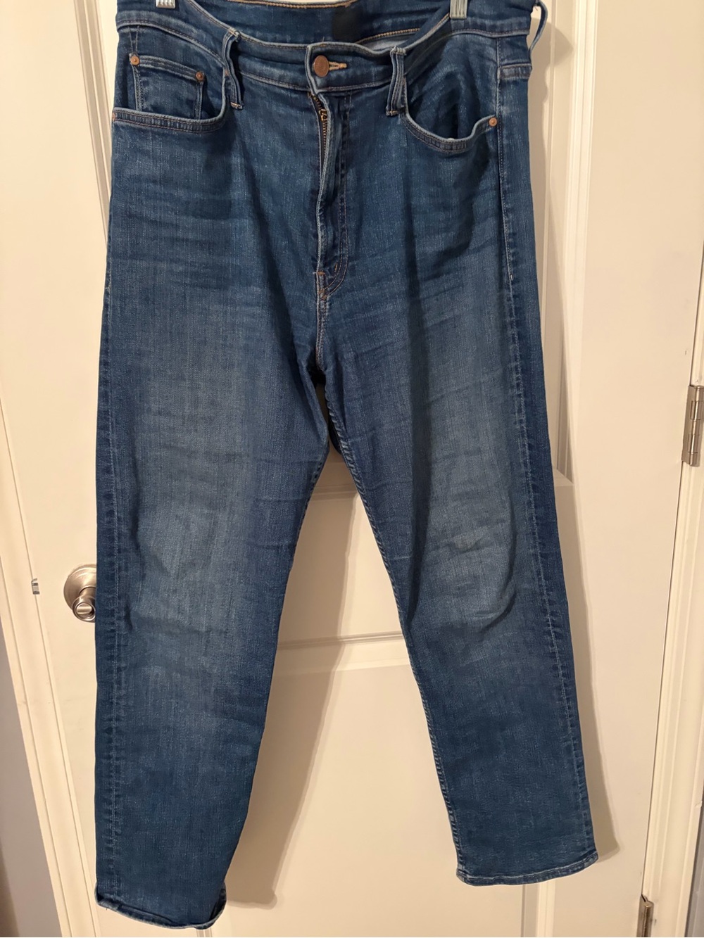 MOTHER Straight-Leg Jeans in Medium Blue